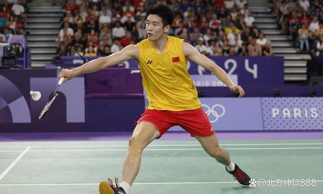 日本羽毛球队完胜丹麦羽毛球队，辛杜绝境逆转