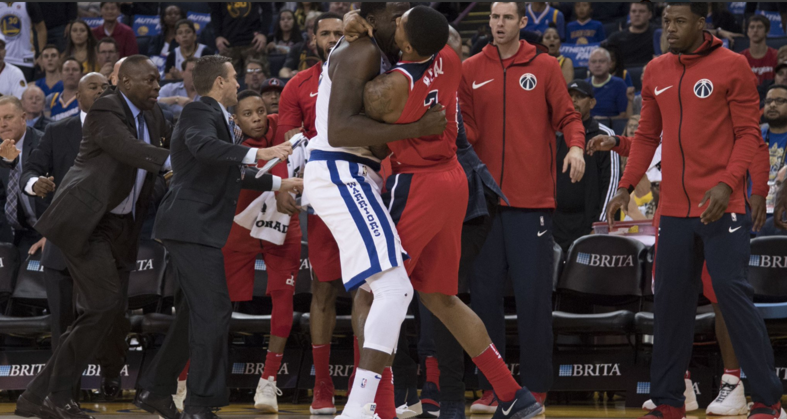 猛龙横扫篮网B队，丹尼·格林送出助攻