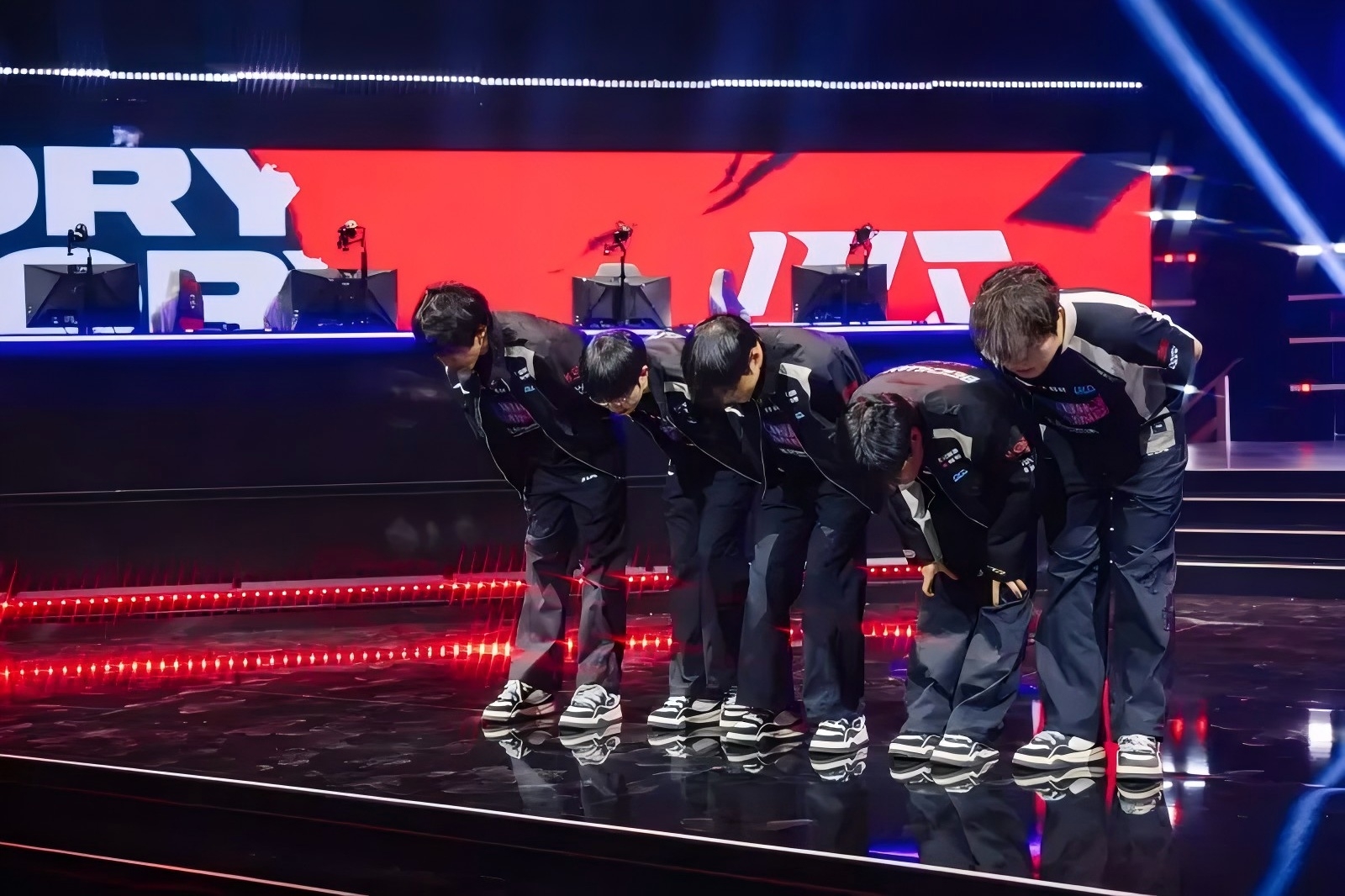 JDGaming逆转RGE，Clid送出助攻